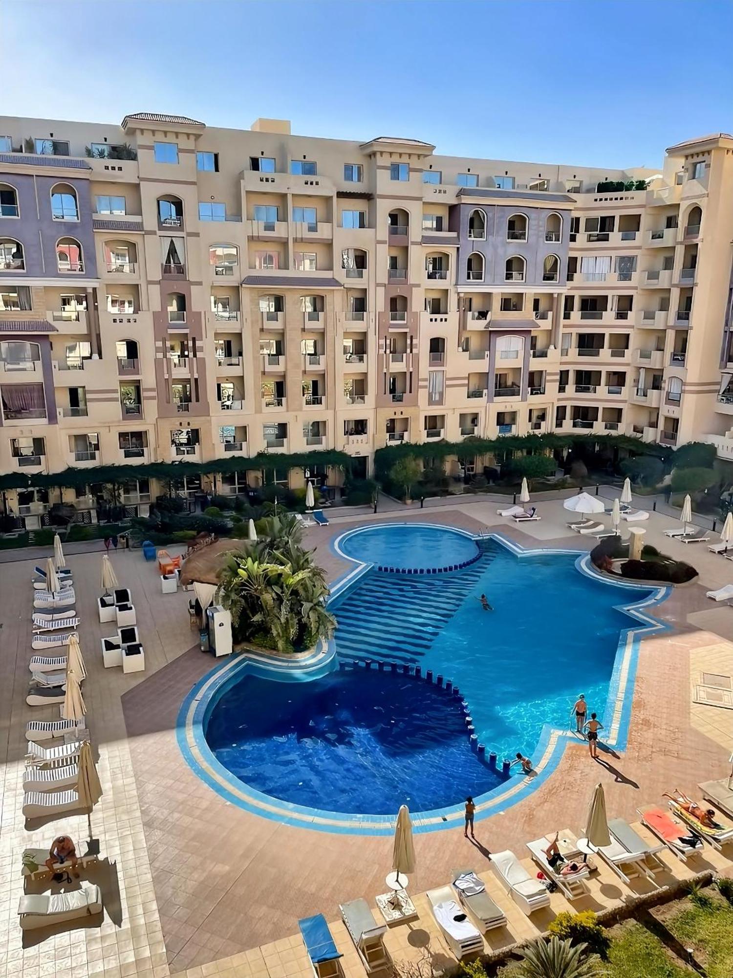 Florenza Blue Sky & Poolview Studio Hurghada Exterior photo